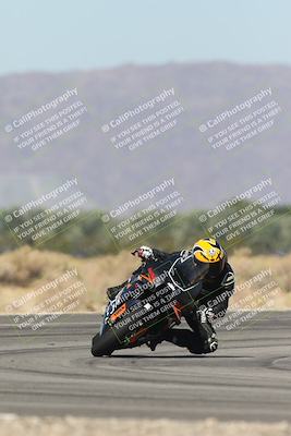 media/Oct-13-2025-Moto Forza (Mon) [[a66d839500]]/2-A Group/Session 3 (Turn 16)/